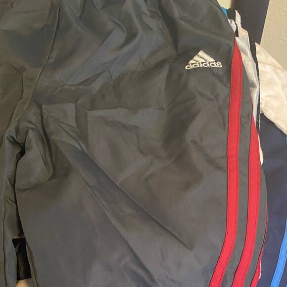 BOY'S 3T Clothing Mystery Box - Picture 5 of 13